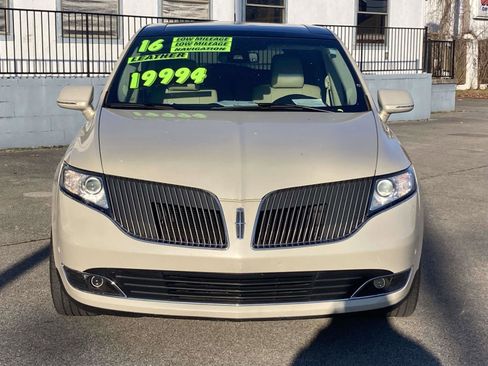 Used 2016 Lincoln MKT AWD w/ Equipment Group 201A image 13