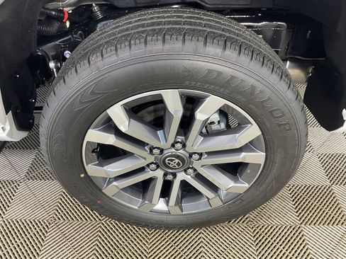 New 2026 Toyota 4Runner Limited AWD/4WD image 5