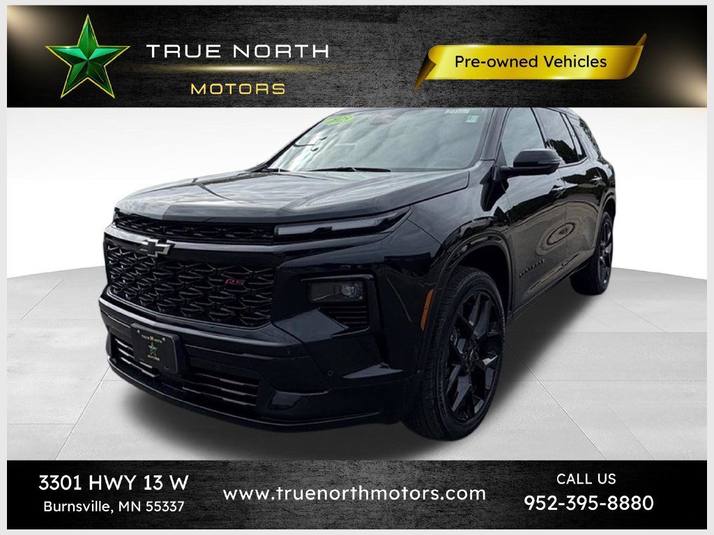 Used 2025 Chevrolet Traverse RS AWD/4WD image 1