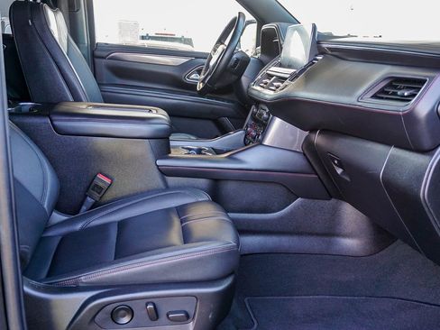 Used 2024 Chevrolet Tahoe RST image 13