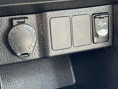 Used 2019 Toyota Corolla SE image 20