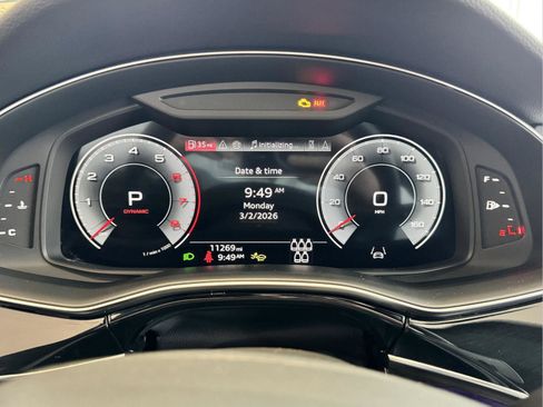 Certified 2025 Audi Q7 Premium Plus image 13