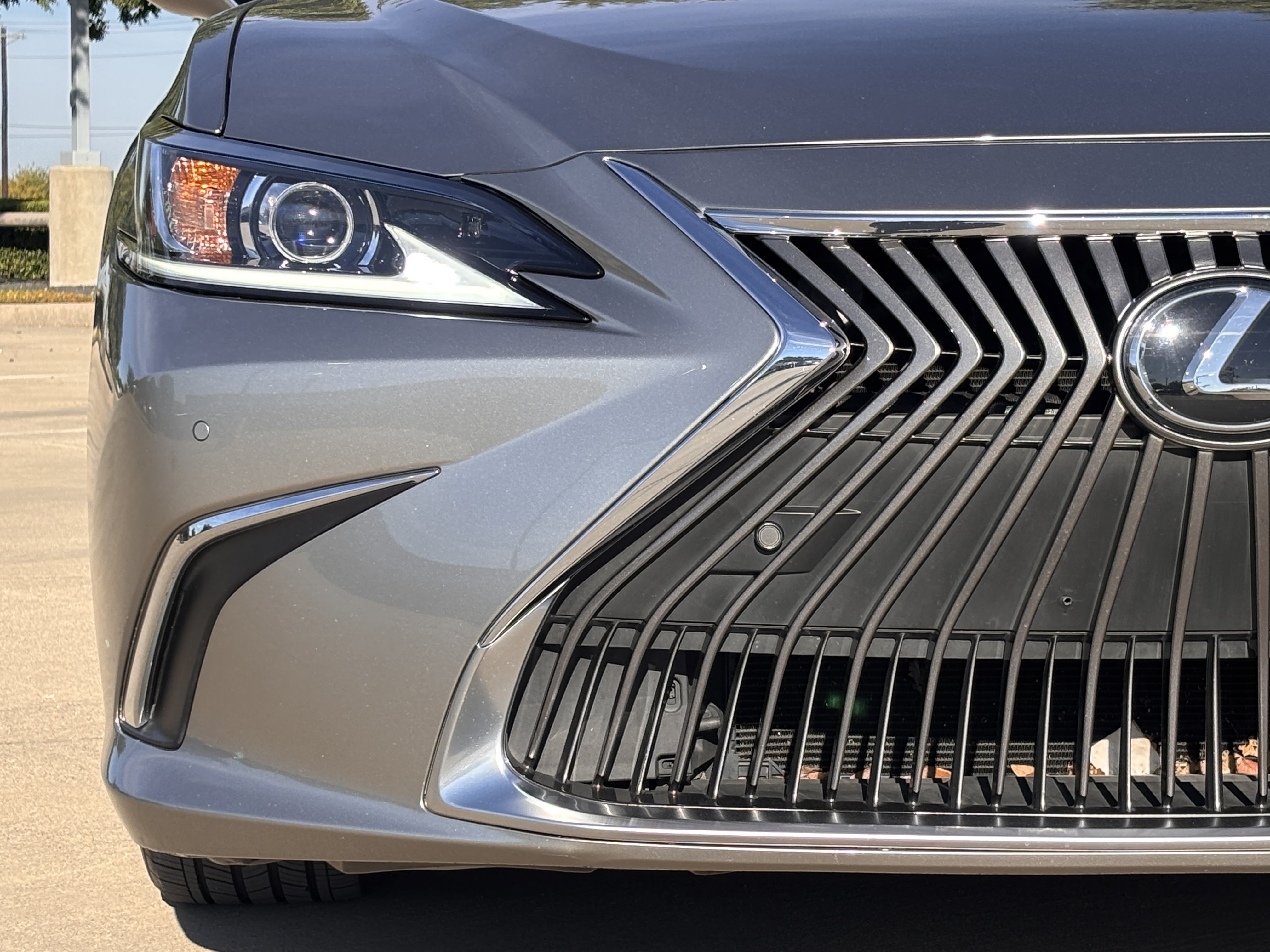 Certified 2020 Lexus ES 350 w/ Premium Package FWD image 9