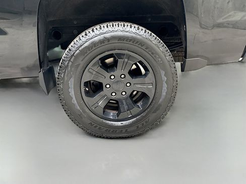 Used 2016 Chevrolet Silverado 1500 LT w/ All Star Edition AWD/4WD image 33