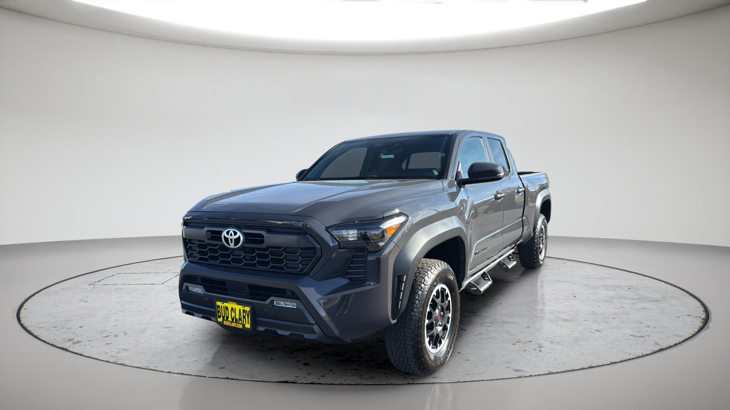 Used 2024 Toyota Tacoma TRD Off-Road w/ TRD Off Road Upgrade Package AWD/4WD image 1