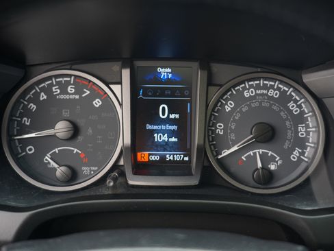 Used 2021 Toyota Tacoma TRD Pro AWD/4WD image 30