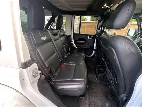 Used 2020 Jeep Wrangler Unlimited Rubicon AWD/4WD image 26
