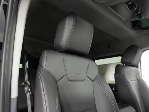 New 2025 INEOS Grenadier Fieldmaster Edition AWD/4WD image 33