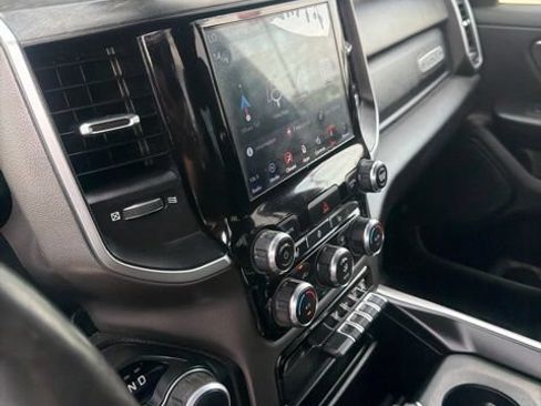 Used 2019 RAM 1500 Big Horn AWD/4WD image 3