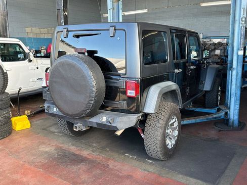 Used 2016 Jeep Wrangler Unlimited Rubicon w/ Connectivity Group image 2