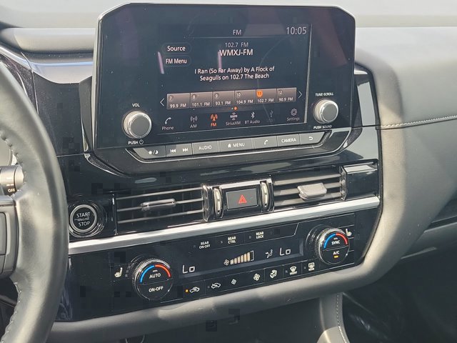 Used 2024 Nissan Pathfinder SV FWD image 27