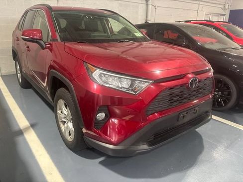 Used 2019 Toyota RAV4 XLE w/ Convenience Package AWD/4WD image 11