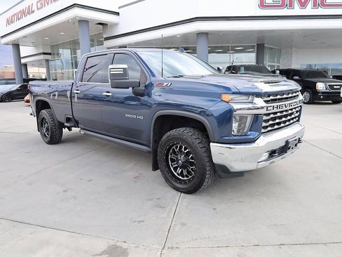 Used 2020 Chevrolet Silverado 3500 LTZ w/ LTZ Premium Package image 8
