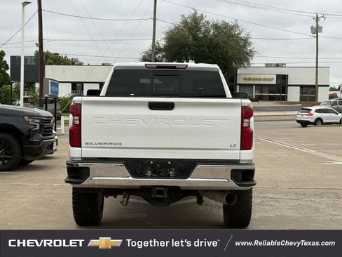 Used 2024 Chevrolet Silverado 2500 LT AWD/4WD image 7
