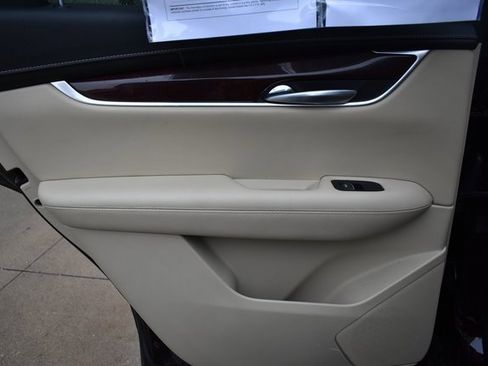 Used 2018 Cadillac XT5 Luxury w/ LPO, Wheel Lock Package image 34