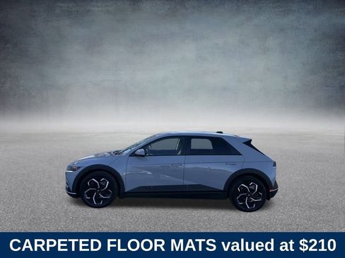 Used 2024 Hyundai Ioniq 5 SE image 2