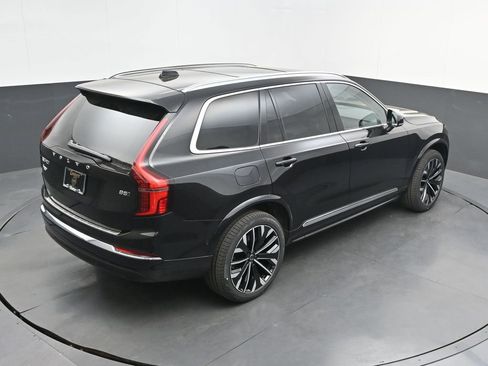 New 2026 Volvo XC90 B5 Plus AWD/4WD image 26