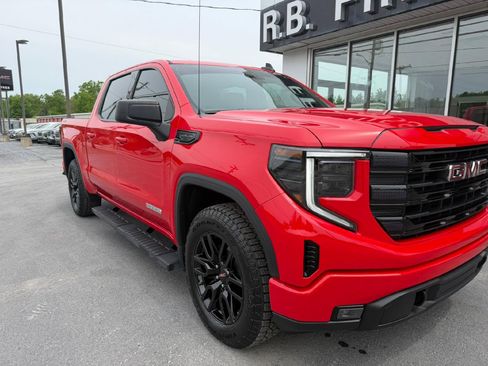 Used 2022 GMC Sierra 1500 Elevation AWD/4WD image 4