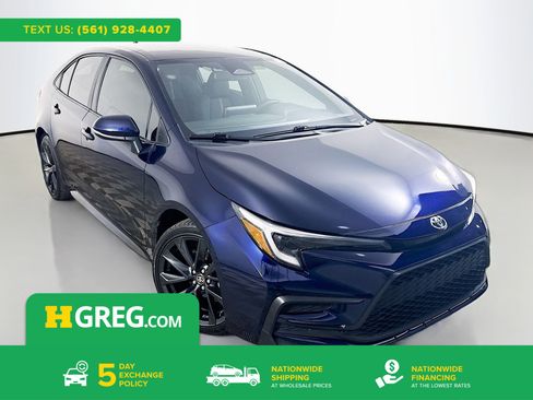 Used 2024 Toyota Corolla SE image 1
