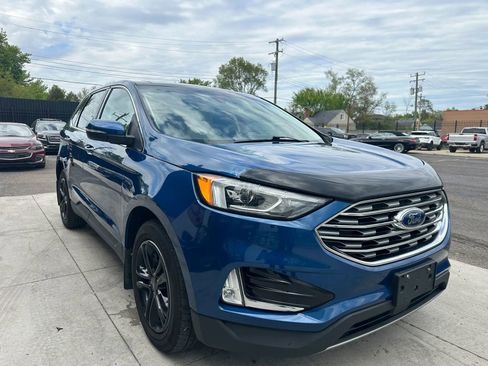 Used 2020 Ford Edge SEL w/ Convenience Package AWD/4WD image 3