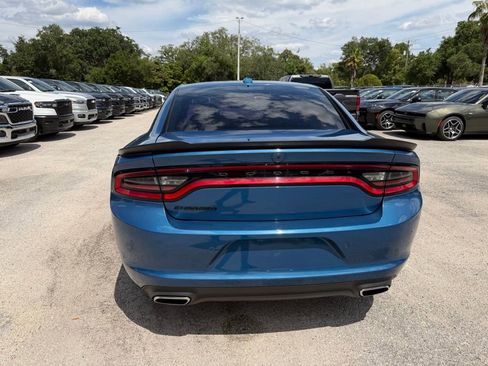 Used 2023 Dodge Charger SXT w/ Blacktop Package RWD image 5