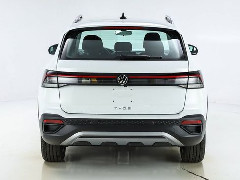 New 2026 Volkswagen Taos S image 8