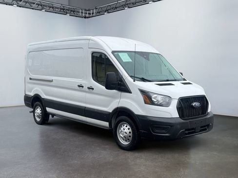 Used 2025 Ford Transit 250 148 Medium Roof Extended AWD image 3