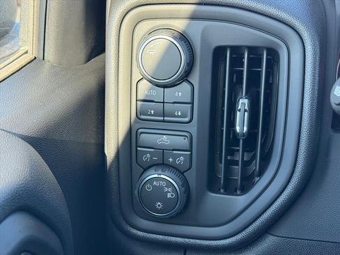 New 2026 Chevrolet Silverado 1500 Custom Trail Boss w/ LPO, Dark Essentials Package image 9