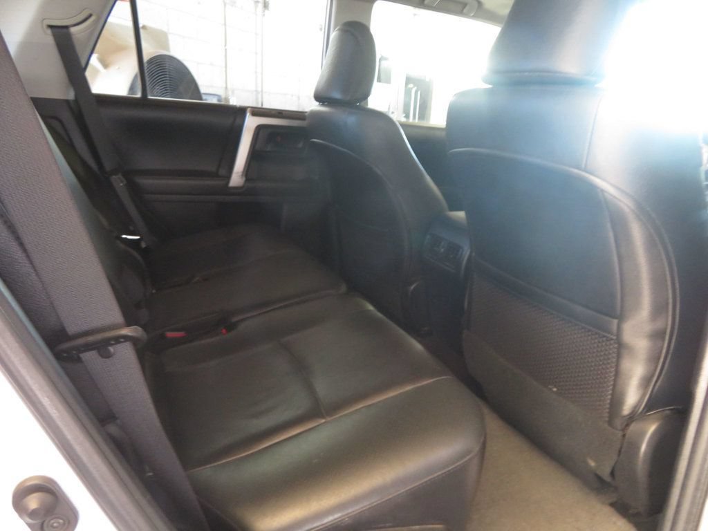 Used 2011 Toyota 4Runner Limited AWD/4WD image 31