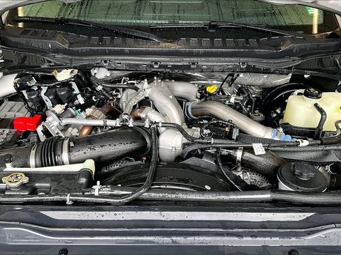 Used 2024 Ford F350 Lariat w/ Lariat Ultimate Package AWD/4WD image 10
