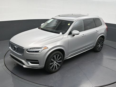 Used 2024 Volvo XC90 B6 Plus w/ Protection Package Premier AWD/4WD image 16