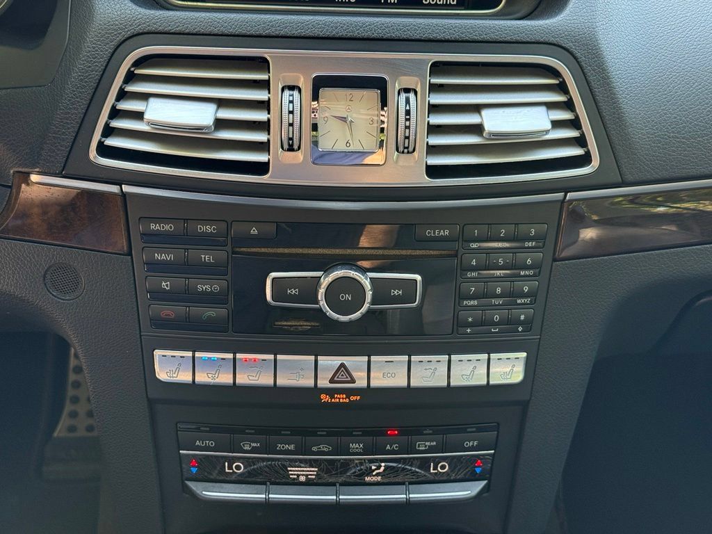 Used 2015 Mercedes-Benz E 550 Cabriolet image 26