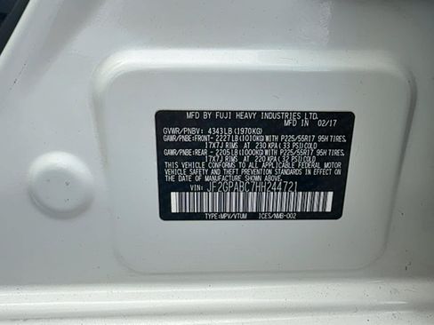 Used 2017 Subaru Crosstrek 2.0i Premium AWD/4WD image 21