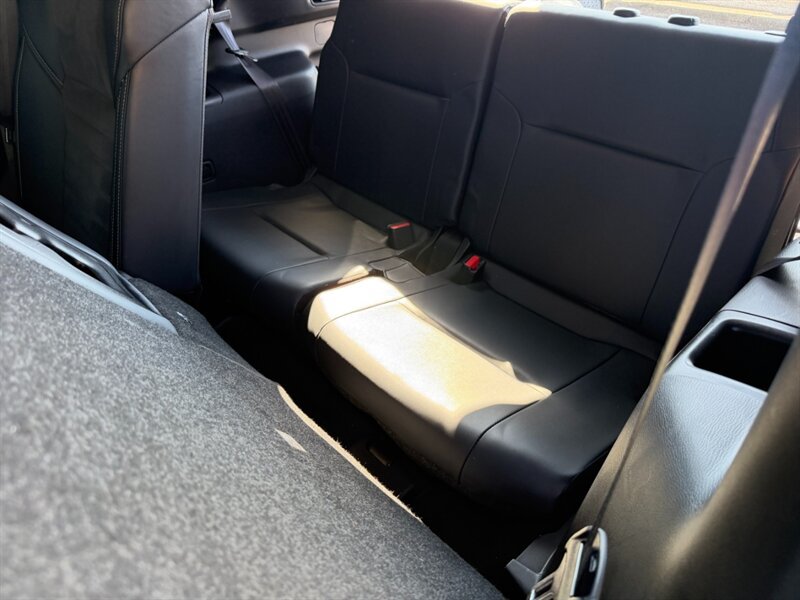 Used 2024 Mitsubishi Outlander SE AWD/4WD image 24