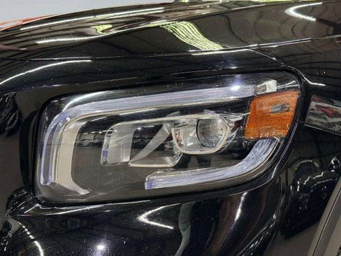 Used 2021 Mercedes-Benz GLB 250 image 14