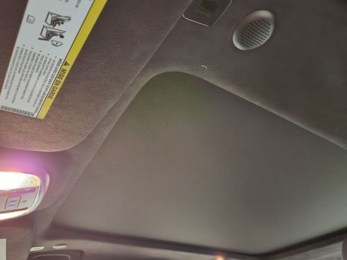 Used 2021 Jeep Grand Cherokee SRT image 46