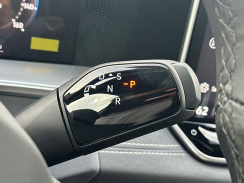 New 2026 Volkswagen Tiguan SE R-Line image 20