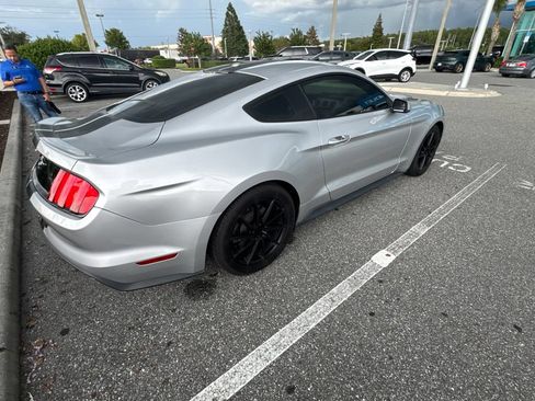 Used 2017 Ford Mustang Premium RWD image 3