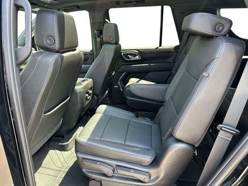 Used 2023 Chevrolet Tahoe Z71 w/ Z71 Off-Road Package AWD/4WD image 23