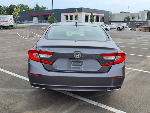 Used 2018 Honda Accord EX-L image 25