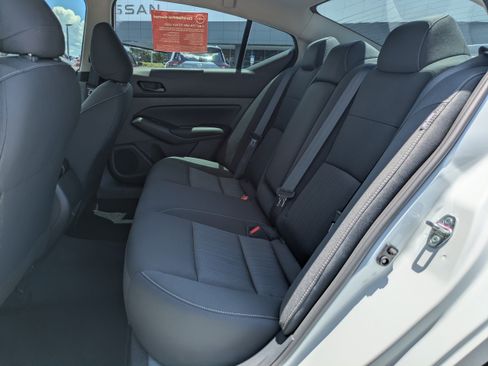 Certified 2023 Nissan Altima 2.5 S FWD image 13
