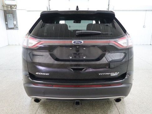 Used 2017 Ford Edge Titanium w/ Equipment Group 302A AWD/4WD image 8
