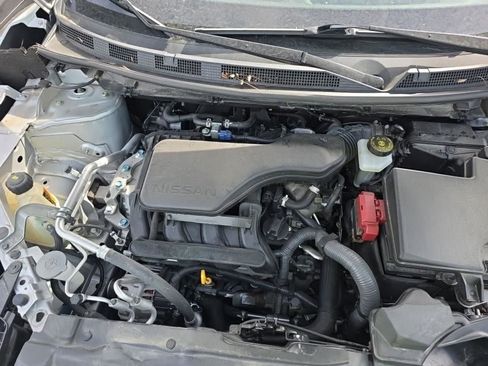 Used 2022 Nissan Rogue Sport SV FWD image 10