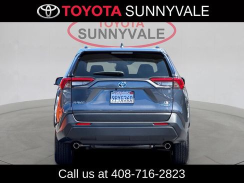Used 2024 Toyota RAV4 LE AWD/4WD image 9