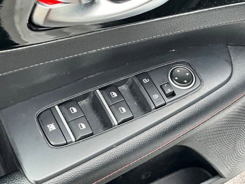 Used 2021 Kia Forte GT-Line w/ GT-Line Premium Package image 27