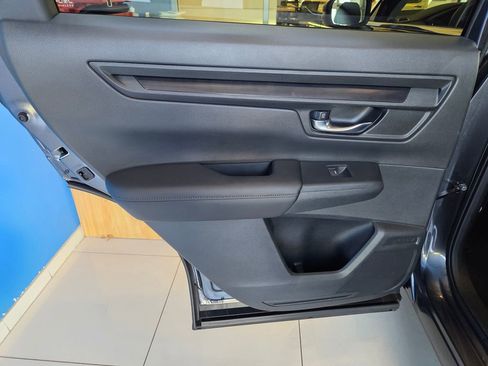 Certified 2025 Honda CR-V EX image 17