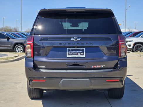 Used 2024 Chevrolet Suburban RST w/ Luxury Package image 8