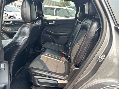 Used 2023 Ford Escape ST-Line w/ Tech Pack #1 AWD/4WD image 28