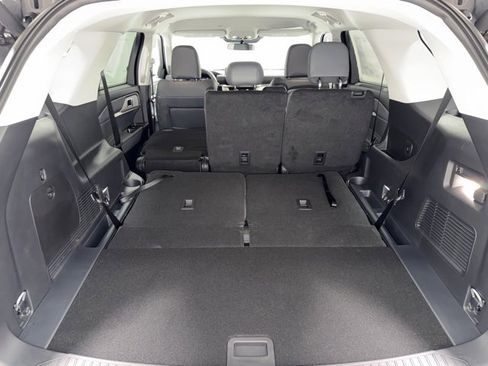 New 2026 Ford Explorer Active w/ Active Comfort Package image 34