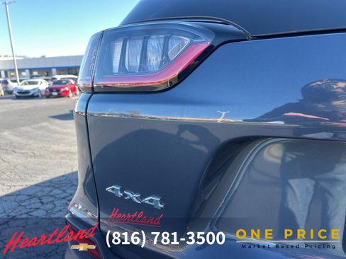 Used 2020 Jeep Cherokee Latitude image 14